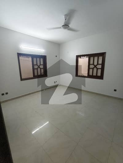 250 Yards Bungalow For Sale In Bath Island