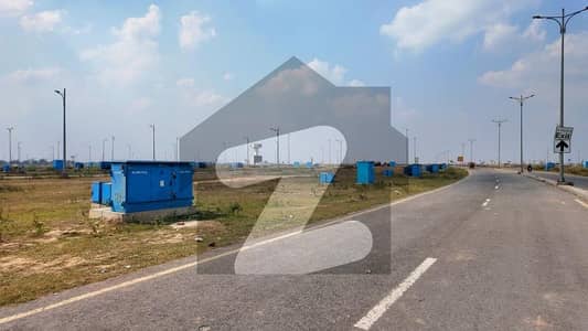 9 TOWN BEST COMMERCIAL IN BLOCK E 276