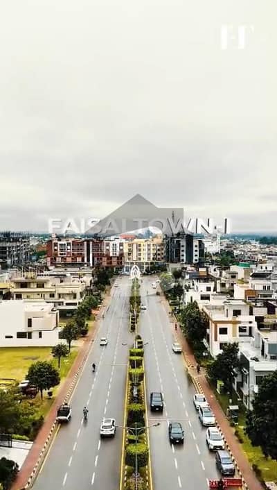 B block Faisal town 30*60 plot for sale on good location