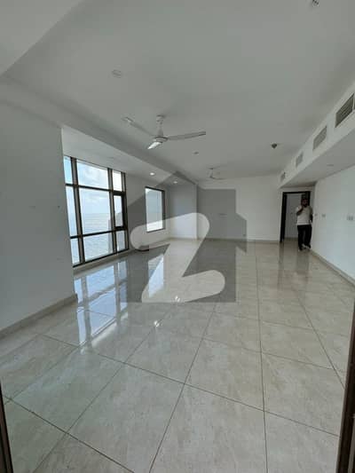 4 BEDROOM APARTMENT FOR RENT IN EMMAR REEF TOWAR
