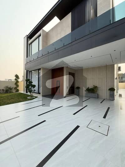 ڈی ایچ اے فیز 7 ڈیفنس (ڈی ایچ اے),لاہور میں 5 کمروں کا 1 کنال مکان 11.9 کروڑ میں برائے فروخت۔