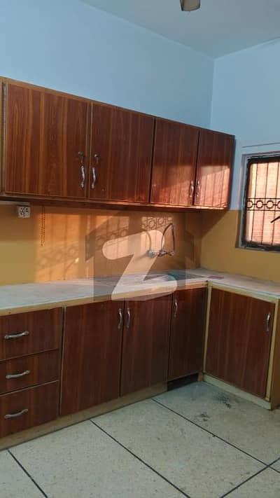 Faisal Town 10 Marla Upper Portion For Rent