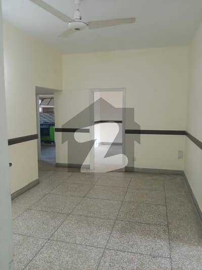 جی ۔ 10 اسلام آباد میں 6 کمروں کا 14 مرلہ مکان 11.0 کروڑ میں برائے فروخت۔