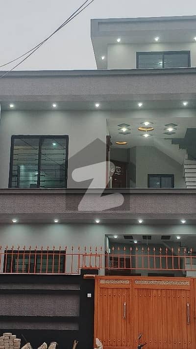 نیو سٹی فیز 2 نیو سٹی,واہ میں 5 کمروں کا 6 مرلہ مکان 2.05 کروڑ میں برائے فروخت۔