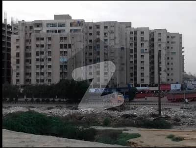 کلفٹن ۔ بلاک 1 کلفٹن,کراچی میں 3 کمروں کا 7 مرلہ فلیٹ 2.2 کروڑ میں برائے فروخت۔