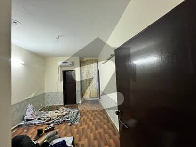 5 MARLA FLAT AVAILABLE FOR RENT IN MODEL TOWN EXTENSION