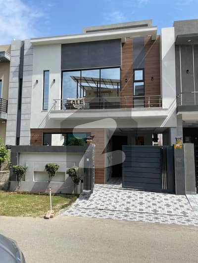 5 Marla Brand New Modern House