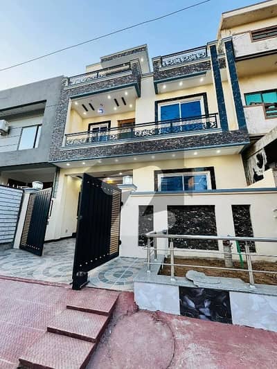 5 Marla Brand New Full House Available Rent G-14