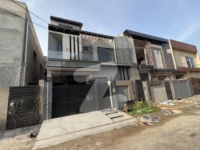 بسم اللہ ہاؤسنگ سکیم جی ٹی روڈ,لاہور میں 4 کمروں کا 5 مرلہ مکان 2.1 کروڑ میں برائے فروخت۔