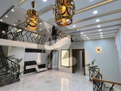 10 Marla Brand New House