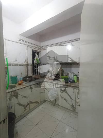 سکیم 33 کراچی میں 2 کمروں کا 3 مرلہ فلیٹ 25.0 ہزار میں کرایہ پر دستیاب ہے۔