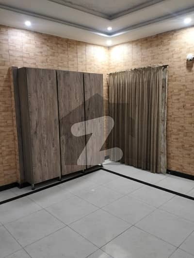 Aesthetic Upper Portion Of 10 Marla For rent Is Available