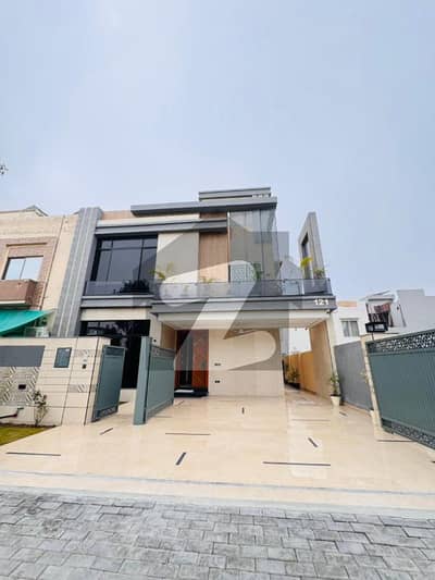 10 Marla House For Sale in Southern Block, Stylish Elevation with Premium Finishing