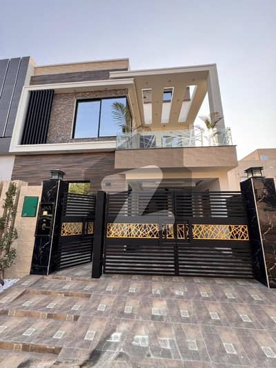 بحریہ آرچرڈ فیز 2 بحریہ آرچرڈ,لاہور میں 3 کمروں کا 5 مرلہ مکان 1.75 کروڑ میں برائے فروخت۔