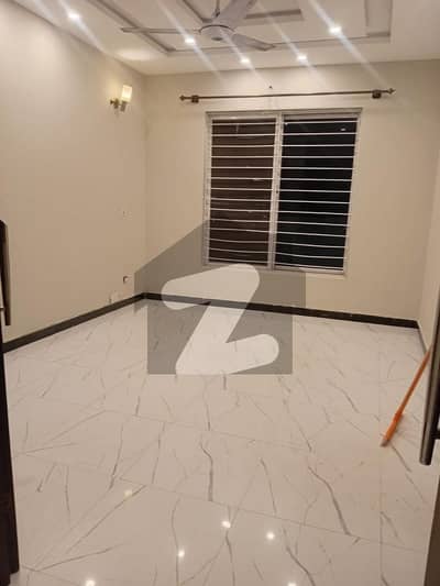 A Beautiful 10 Marla House For Rent in E-11/2