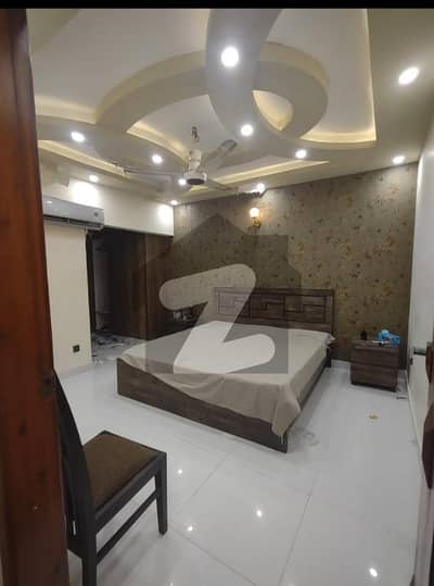 ڈی ایچ اے فیز 5 ڈی ایچ اے ڈیفینس,کراچی میں 3 کمروں کا 7 مرلہ فلیٹ 1.4 لاکھ میں کرایہ پر دستیاب ہے۔