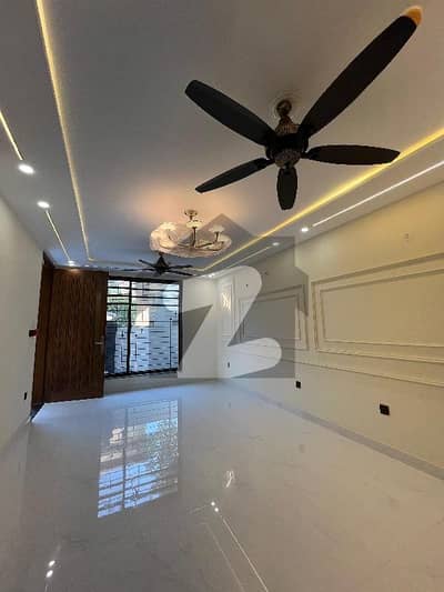 5 Marla Slightly Used Modern Design House For Sale