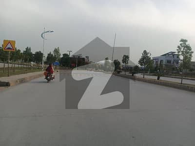 بحریہ ٹاؤن فیز 8 ۔ سیکٹر ایف - 3 بحریہ ٹاؤن فیز 8,بحریہ ٹاؤن راولپنڈی,راولپنڈی میں 10 مرلہ رہائشی پلاٹ 80.0 لاکھ میں برائے فروخت۔