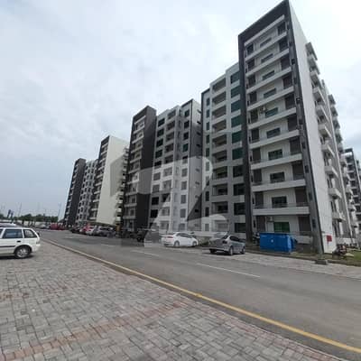 عسکری 10 عسکری,لاہور میں 4 کمروں کا 12 مرلہ فلیٹ 1.4 لاکھ میں کرایہ پر دستیاب ہے۔