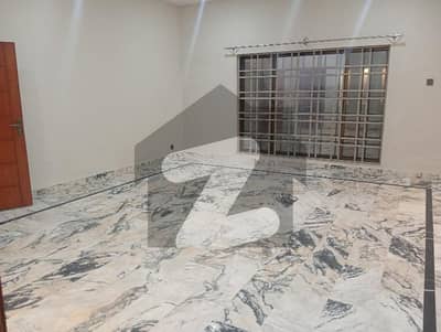 ڈی ایچ اے فیز 5 - سیکٹر بی ڈی ایچ اے ڈیفینس فیز 5,ڈی ایچ اے ڈیفینس,اسلام آباد میں 3 کمروں کا 1 کنال بالائی پورشن 95.0 ہزار میں کرایہ پر دستیاب ہے۔