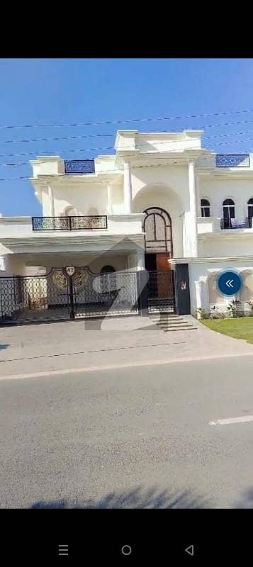 ایم ڈی اے کو - آپریٹو ہاؤسنگ سکیم ملتان میں 6 کمروں کا 1 کنال مکان 8.0 کروڑ میں برائے فروخت۔