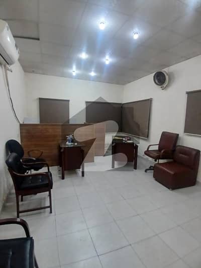 Office Available For Rent In Zam Zam Mall H3 Block Johar Town Near Emporium Mall Canal Road Lahore