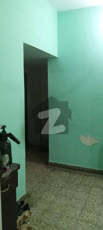 بفر زون - سیکٹر 15-A / 5 بفر زون,نارتھ کراچی,کراچی میں 2 کمروں کا 4 مرلہ فلیٹ 85.0 لاکھ میں برائے فروخت۔