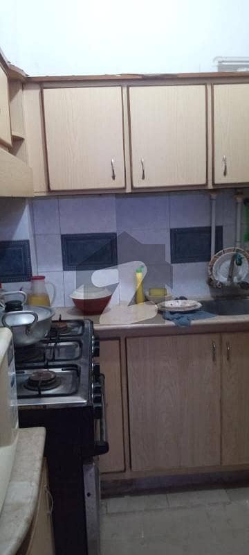 950 Square Feet Flat Ideally Situated In North Nazimabad - Block M