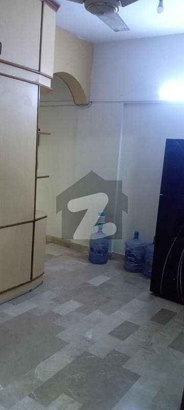 950 Square Feet Flat Ideally Situated In North Nazimabad - Block M