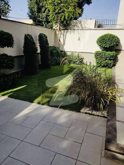 ڈی ایچ اے فیز 6 ڈی ایچ اے ڈیفینس,کراچی میں 5 کمروں کا 1 کنال مکان 20.0 کروڑ میں برائے فروخت۔