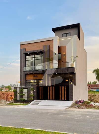 سینٹرل پارک ہاؤسنگ سکیم لاہور میں 3 کمروں کا 5 مرلہ مکان 2.3 کروڑ میں برائے فروخت۔