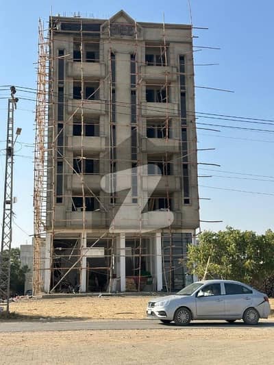 Luxurious Flat For Sale On Prime Location With Easy Installments