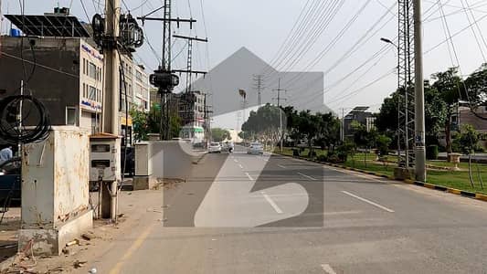 Prime Location Commercial Plot For sale In Lake City Meadows