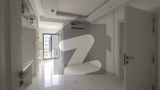 دی سپرنگ آپارٹمنٹس ہومز مین کینال بینک روڈ,لاہور میں 1 کمرے کا 4 مرلہ فلیٹ 50.0 ہزار میں کرایہ پر دستیاب ہے۔