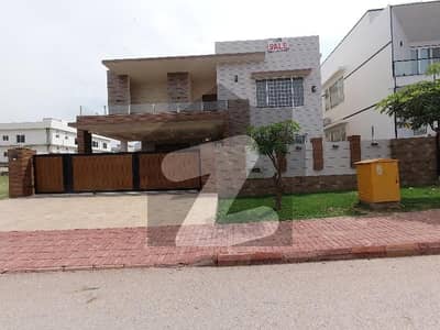 A Block Kanal Brand New Designer House For Sale