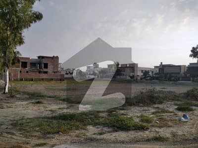 5 Marla Plot for Sale in BB Block, Central Park Housing Scheme, Lahore