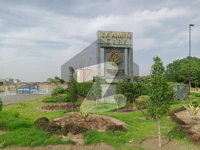 Prime Location In Zaamin City Phase 2 - Block B Commercial Plot For sale Sized 5 Marla