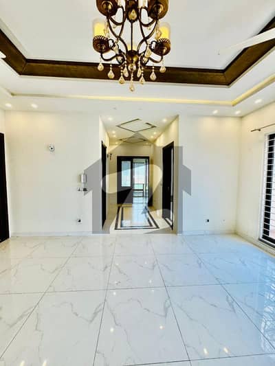 25 Marla Luxurious Upper Portion For Rant Secter E BahriaTowan Lahore