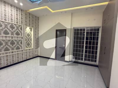 10 Marla House For Rent Sector C Bahria Town Lahore