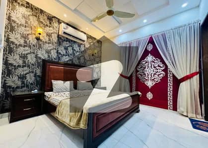 10 Marla House Full Furnished For Rant Secter C Bahria Town Lahore