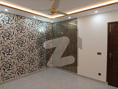 2.5 Marla Double Storey Brand New House Rent