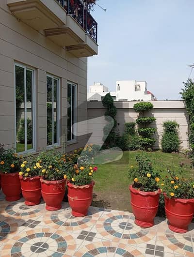 1 Kanal Brand New Beautiful House Facing Park