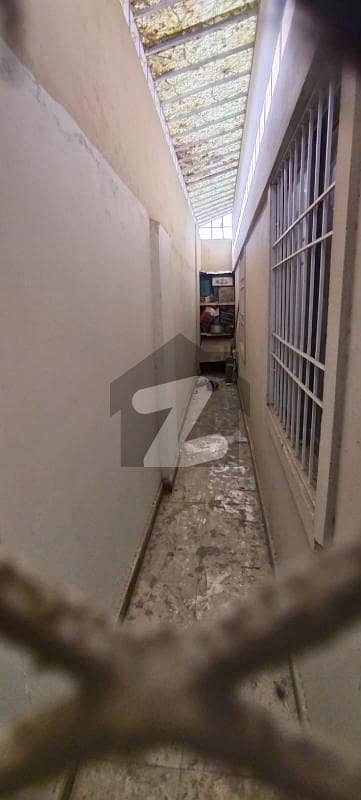 ناظم آباد کراچی میں 2 کمروں کا 4 مرلہ فلیٹ 88.0 لاکھ میں برائے فروخت۔