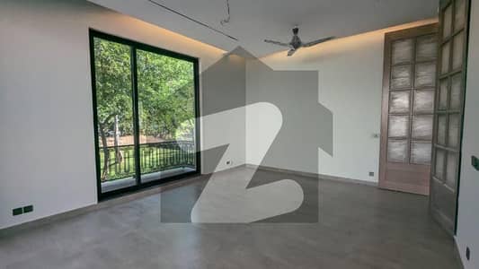 ایف ۔ 7 اسلام آباد میں 7 کمروں کا 1 کنال مکان 25.1 لاکھ میں کرایہ پر دستیاب ہے۔