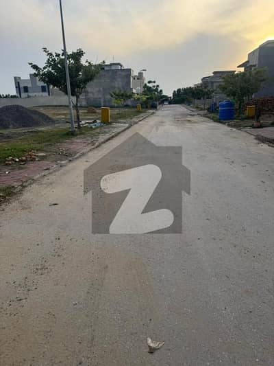10 Marla Plot Available For Sale Sector G