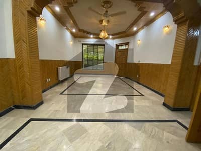 آئی ۔ 8 اسلام آباد میں 3 کمروں کا 12 مرلہ زیریں پورشن 1.5 لاکھ میں کرایہ پر دستیاب ہے۔