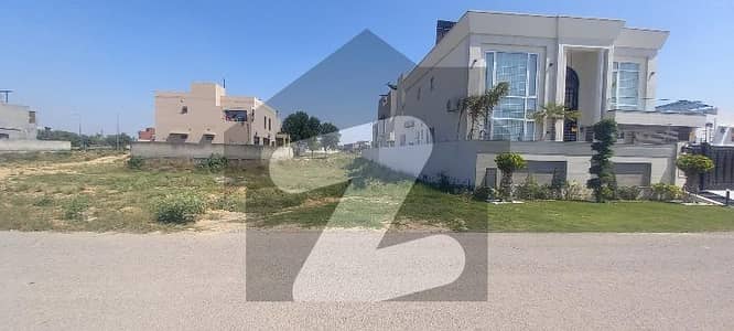 ڈی ایچ اے 9 ٹاؤن ۔ بلاک سی ڈی ایچ اے 9 ٹاؤن,ڈیفنس (ڈی ایچ اے),لاہور میں 5 مرلہ رہائشی پلاٹ 1.36 کروڑ میں برائے فروخت۔