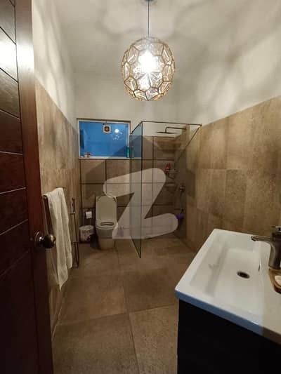 Fully Furnished Room available for Rent in phase 4 DHA Lahore