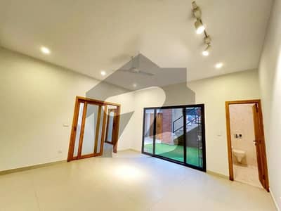 ڈی ایچ اے ڈیفینس فیز 5 ڈی ایچ اے ڈیفینس,اسلام آباد میں 1 کنال زیریں پورشن 95.0 ہزار میں کرایہ پر دستیاب ہے۔