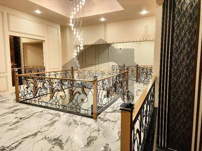 بحریہ ٹاؤن کراچی کراچی میں 7 کمروں کا 2 کنال مکان 12.5 کروڑ میں برائے فروخت۔